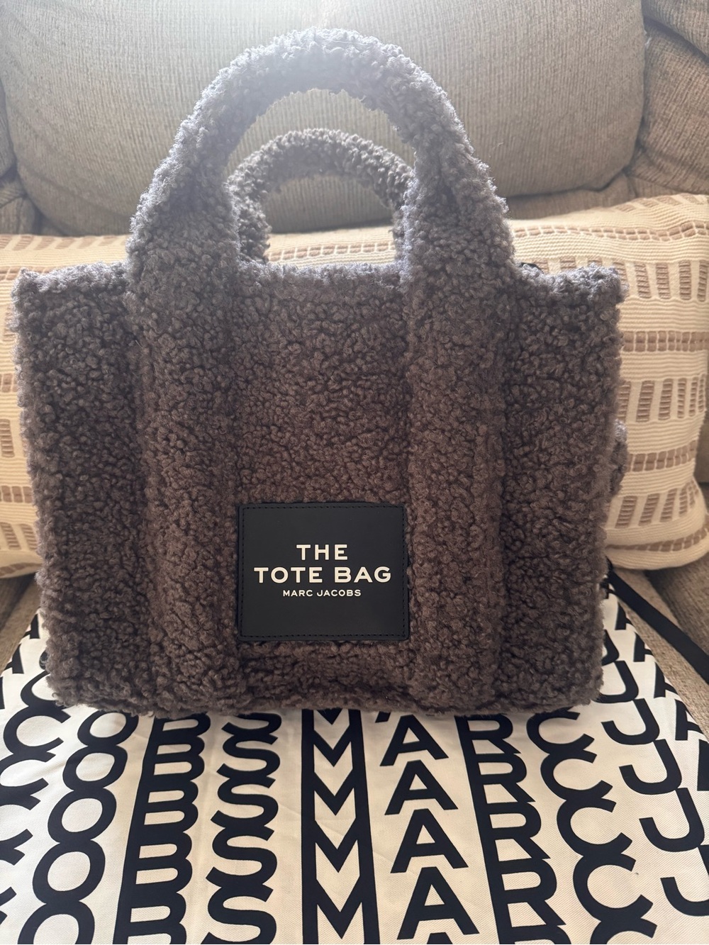 Marc Jacobs Shearling medium Tote Bag - Picture 1 of 3